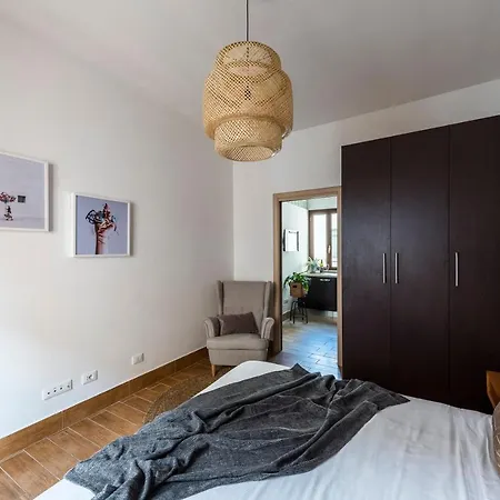Apartment Sonder — Stazione S. Pietro *